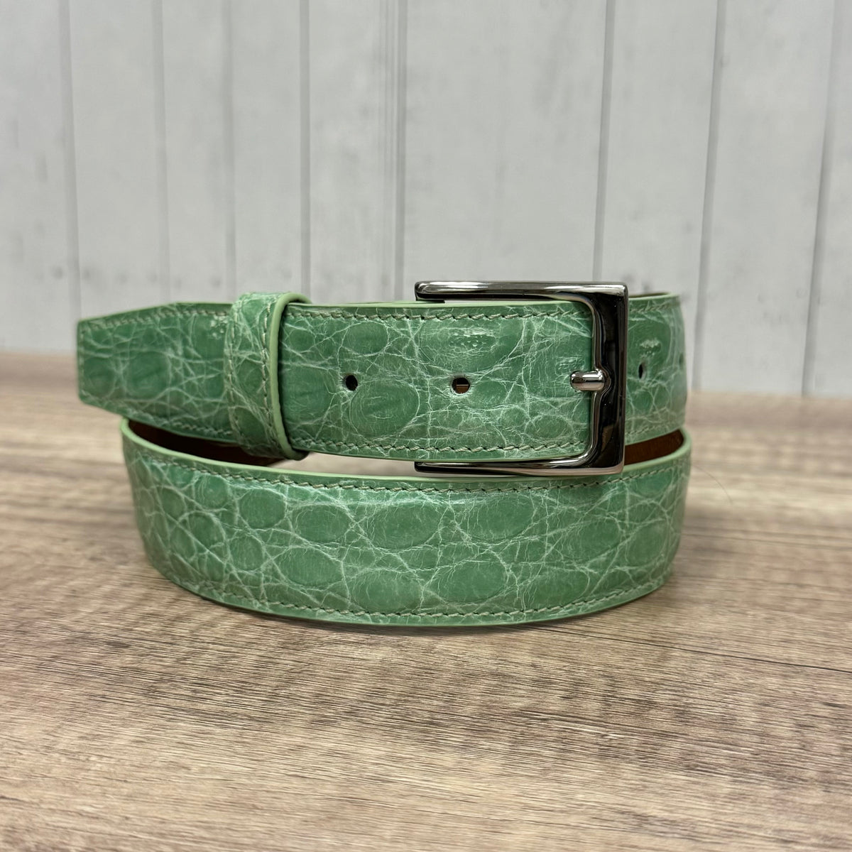 Womans C.W. Belt mint condition best-lifting-belt-for-women-  main image 2