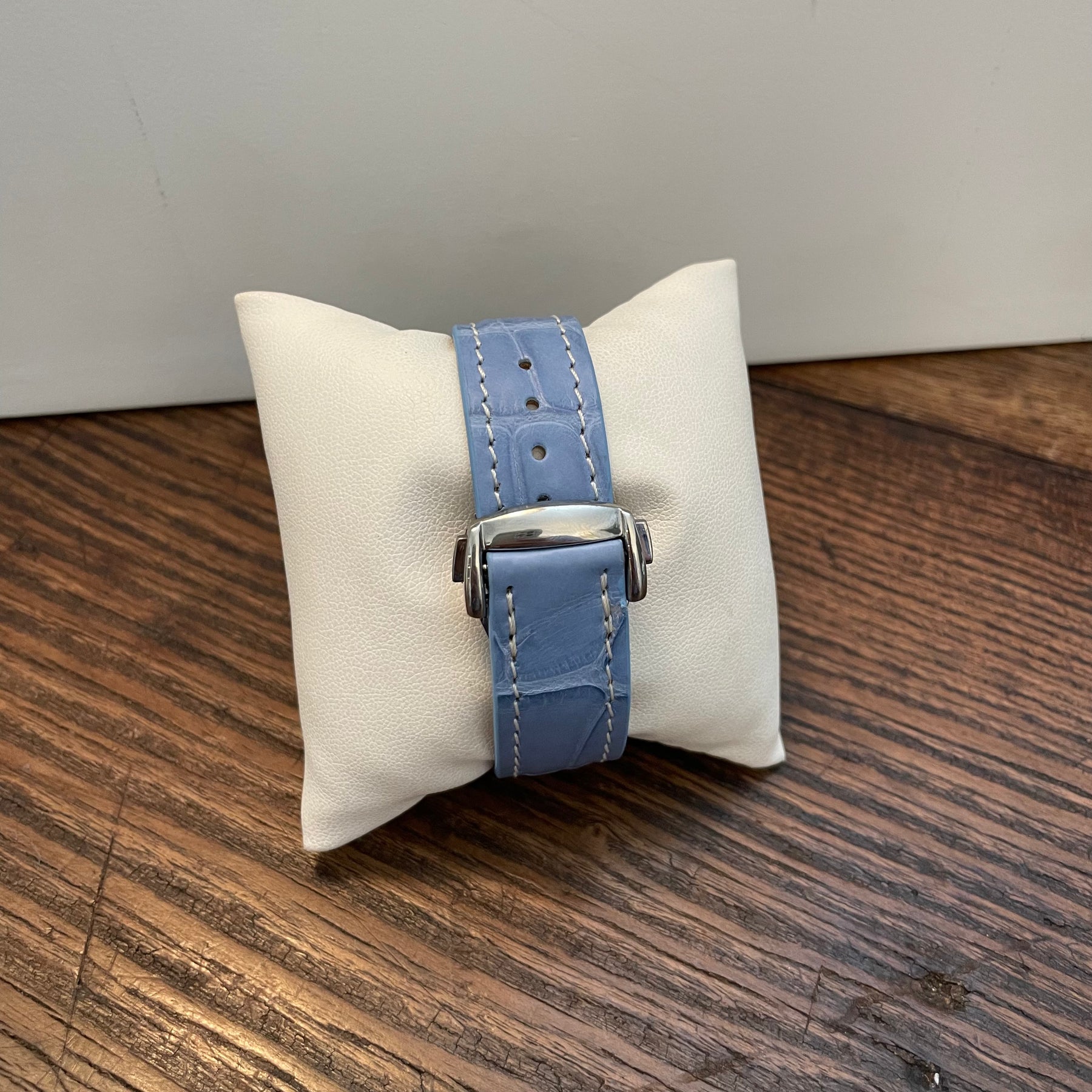 Apple watch 2025 band cornflower blue